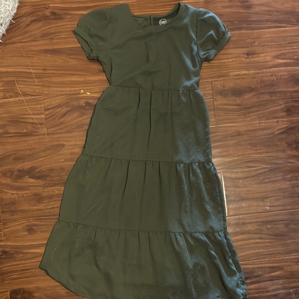 Green Tiered Ruffled Sundress with Puff Sleeves